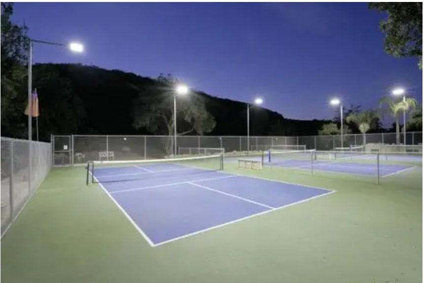  SED  TFD proyectores led de mástil alto para campos deportivos de estadios de tenis en Suiza 